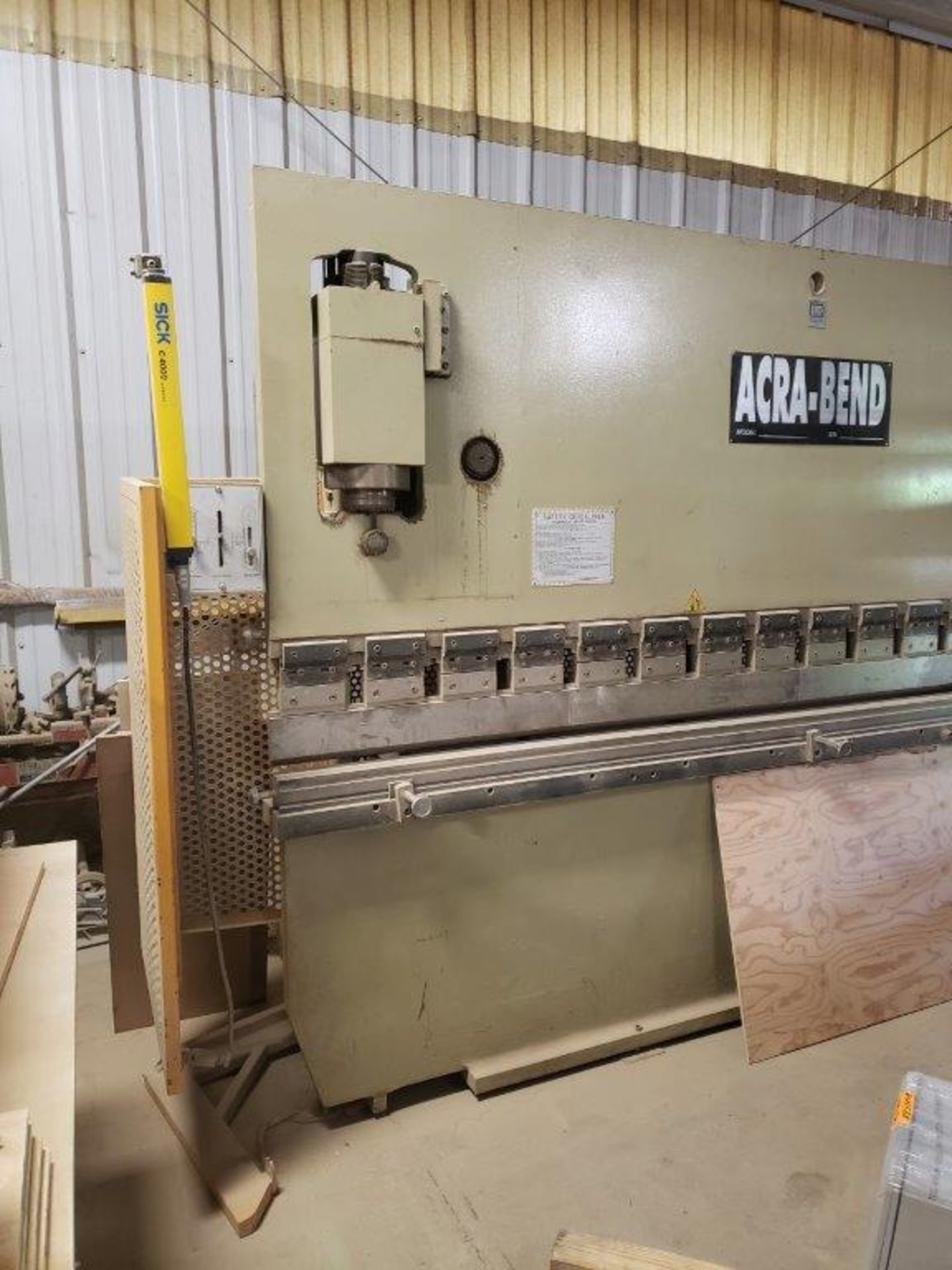 ACRA BEND Press Brake, CNC, 88 Tons x 10ft