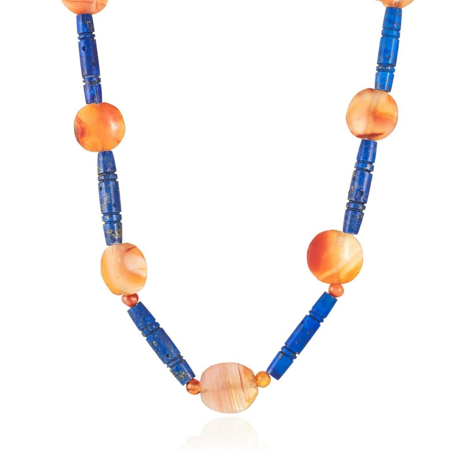 MIXED LOT OF THREE GEMSTONE BEAD NECKLACES comprising of various blue and orange beads including - Bild 3 aus 3