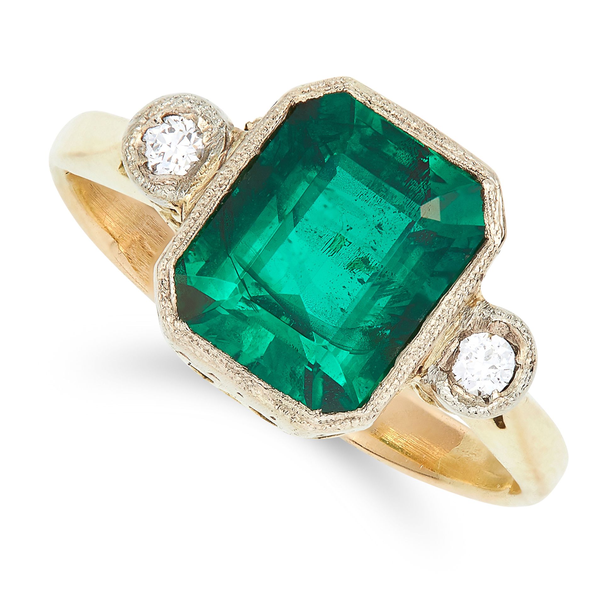 AN ANTIQUE SYNTHETIC EMERALD AND DIAMOND RING set with an emerald cut synthetic emerald and round