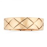 A COCO CRUSH DRESS RING, CHANEL in 18ct yellow gold, the band comprised of articulated quilted