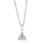 A DIAMOND PENDANT AND CHAIN in white gold, set with a trilliant cut diamond of 0.14 carats, 40cm,