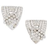 A PAIR OF DIAMOND CLIP BROOCHES, 20TH CENTURY set with old and rose cut diamonds totalling 18.0-21.0