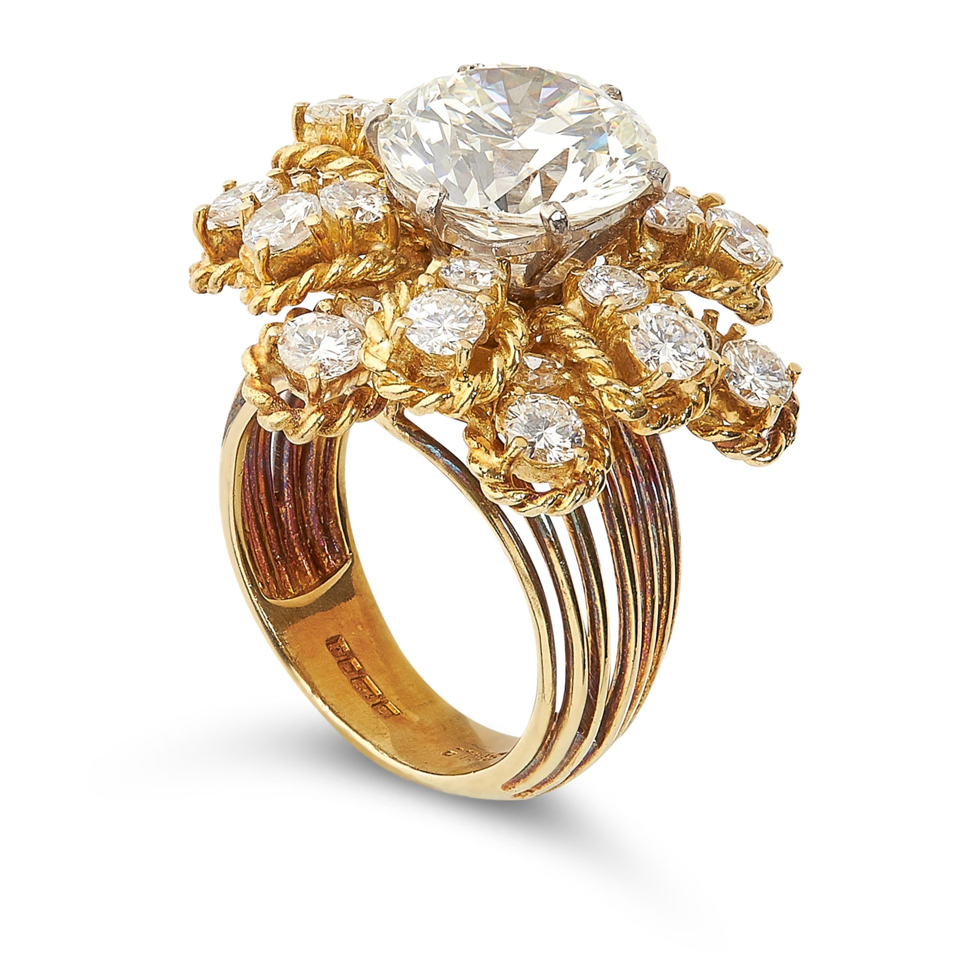 A 4.76 CARAT DIAMOND RING, BEN ROSENFELD 1964 in 18ct yellow gold, set with a central round cut - Bild 2 aus 2