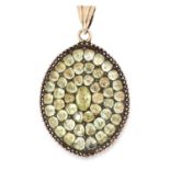 AN ANTIQUE CHRYSOLITE PENDANT, PORTUGUESE LATE 18TH CENTURY in high carat yellow gold and silver,