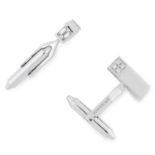 A PAIR OF DIAMOND CUFFLINKS comprising of two batons set with round cut diamonds, tests as 18ct