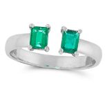 A COLOMBIAN EMERALD RING in 18ct white gold, set w