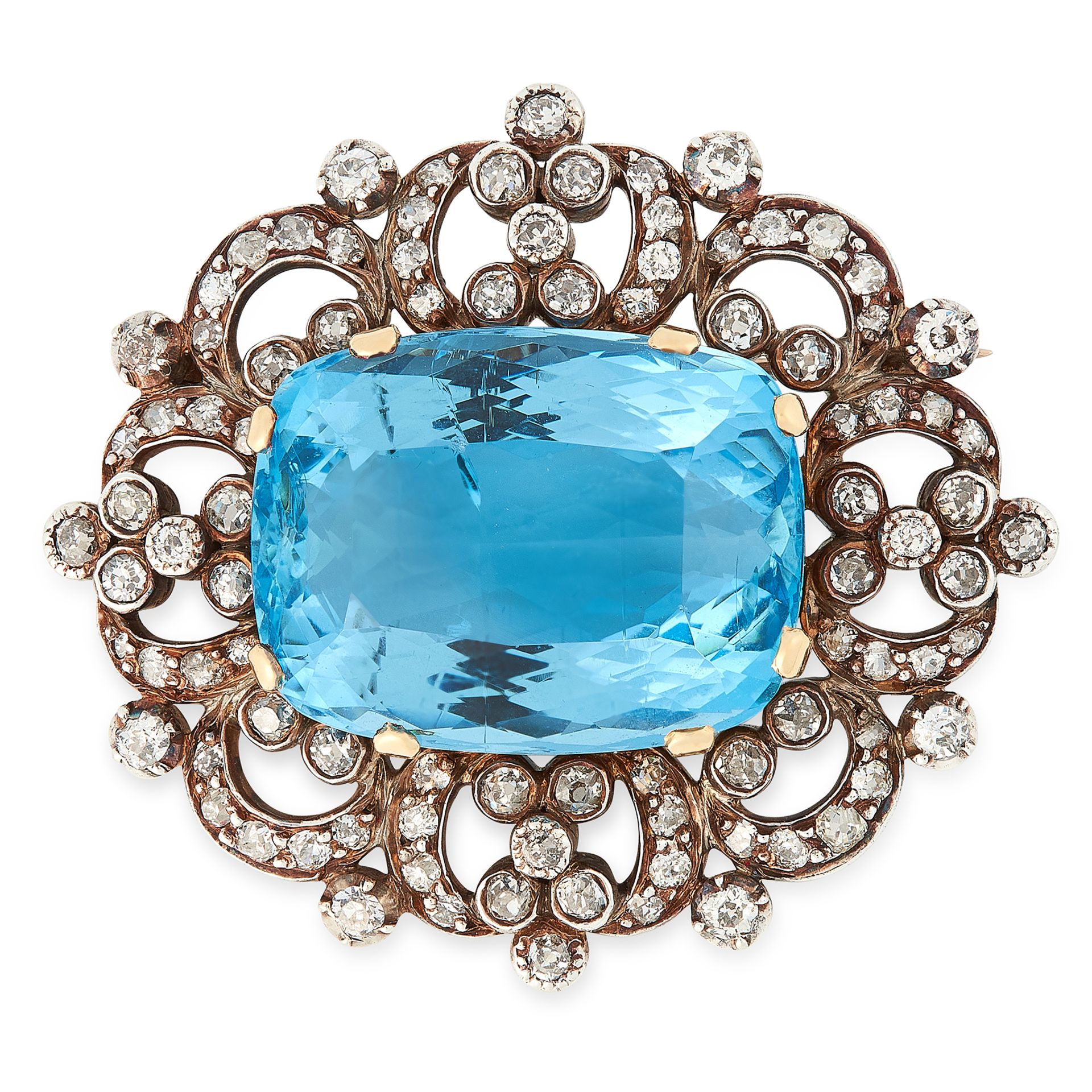 AN ANTIQUE AQUAMARINE AND DIAMOND BROOCH in yellow gol and silver, set with a cushion cut aquamarine