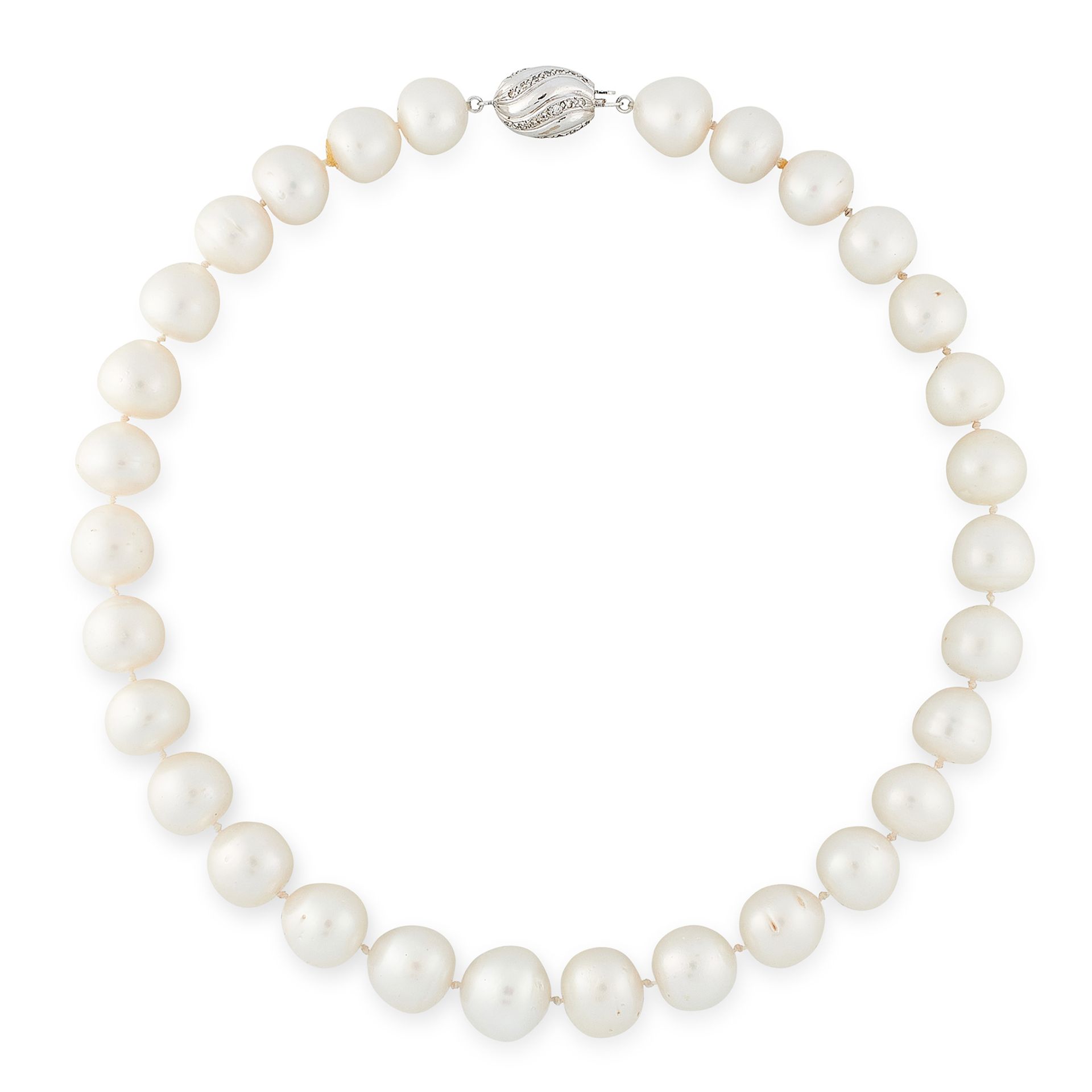 A CULTURED PEARL AND DIAMOND NECKALCE in 18ct white gold, comprising a single row of thirty