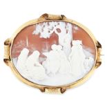 AN ANTIQUE VICTORIAN CAMEO BROOCH, 19TH CENTURY in 15ct yellow gold of oval form, carved in detail