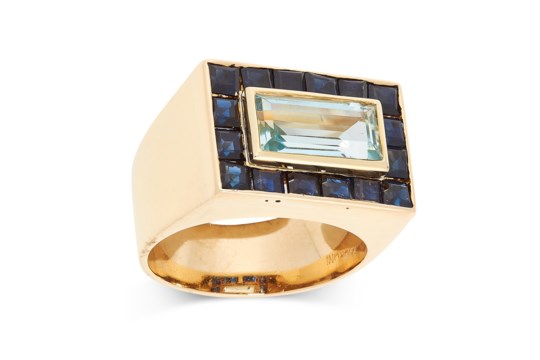 A SAPPHIRE AND BLUE TOPAZ DRESS RING, MURUNI set with a central step cut blue topaz in a border of - Image 2 of 2