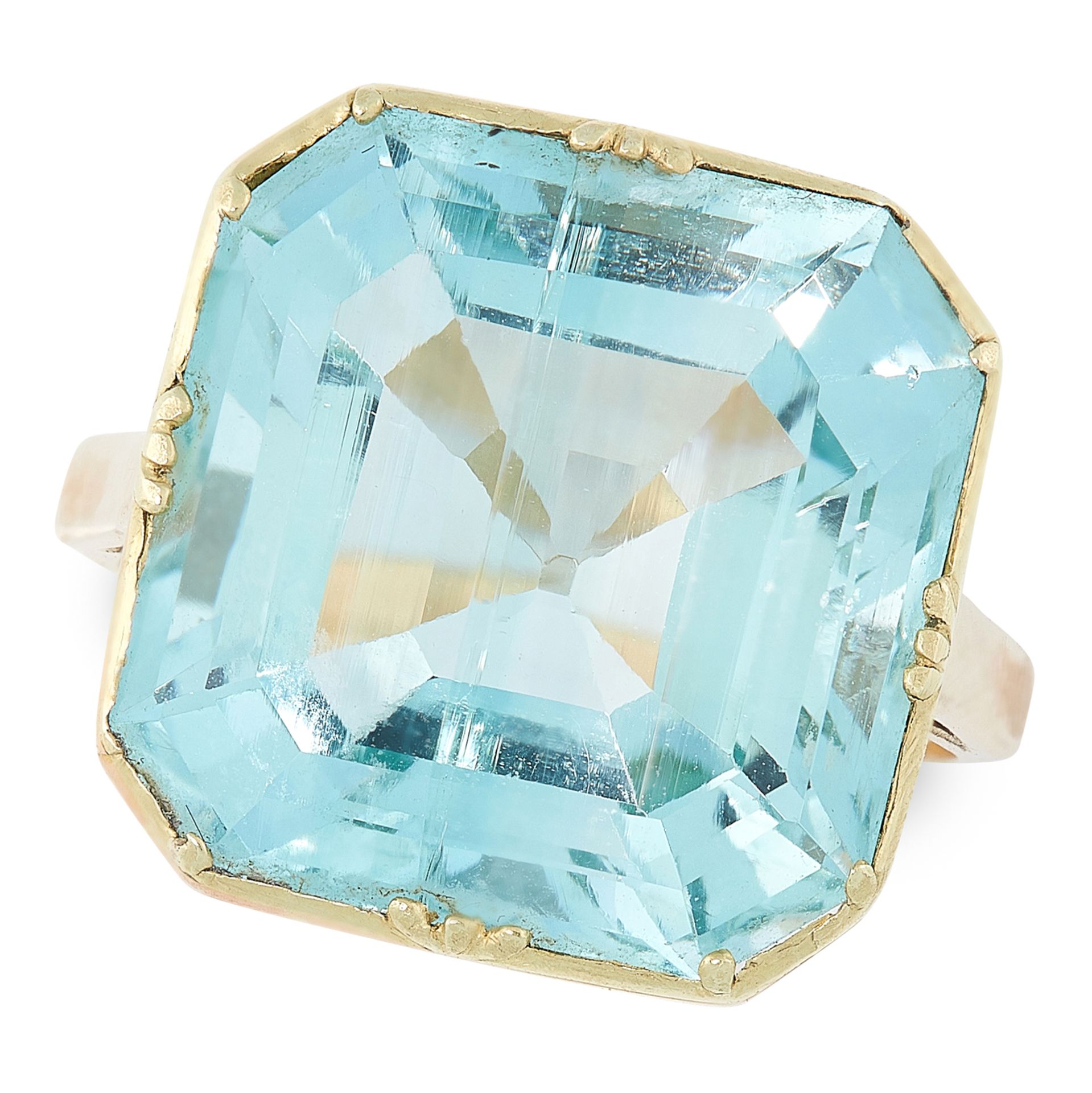 AN AQUAMARINE DRESS RING in yellow gold, set with an emerald cut aquamarine of 14.38 carats, stamped