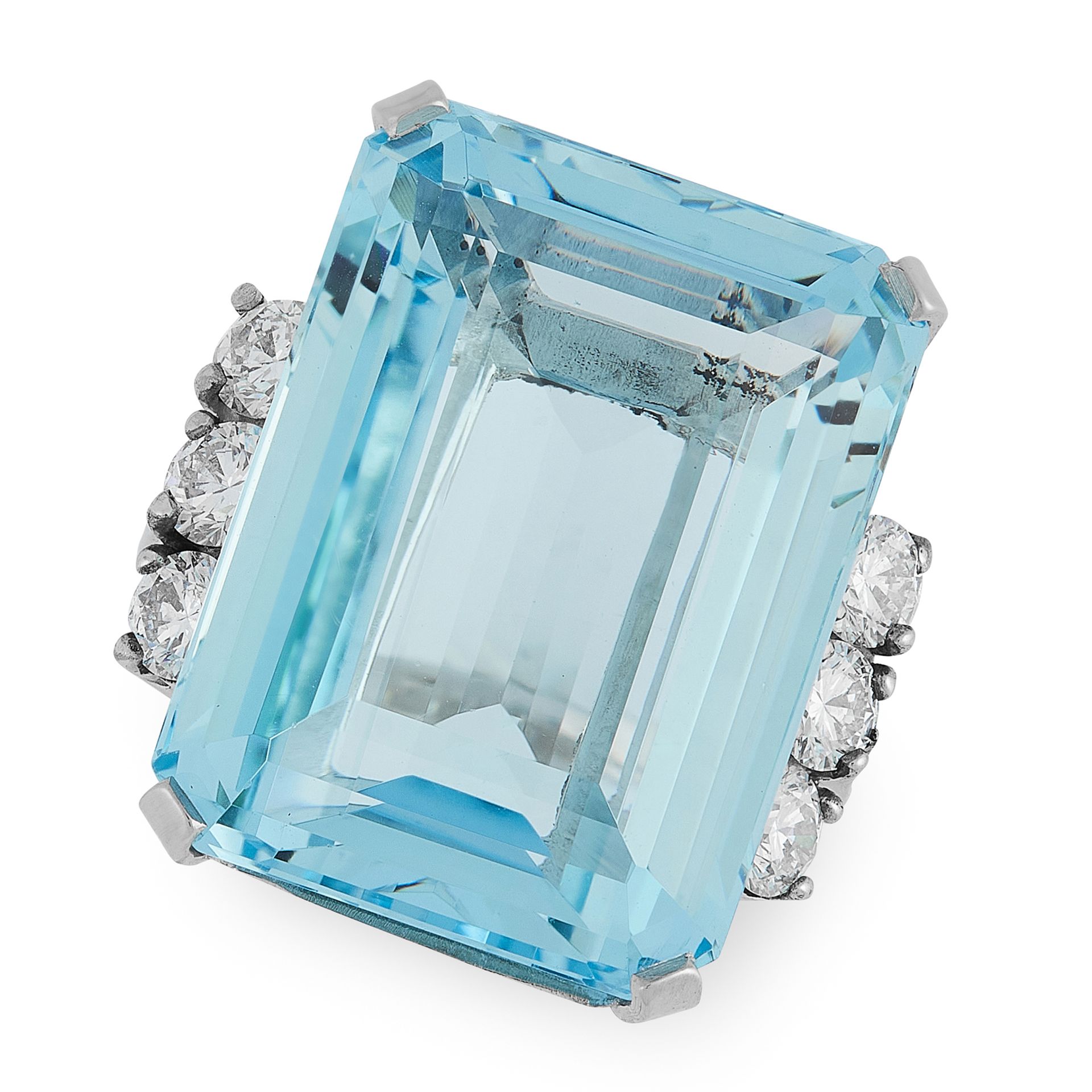 AN AQUAMARINE AND DIAMOND RING in 18ct white gold, set with an emerald cut aquamarine of 25.18