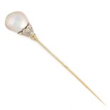 AN ANTIQUE NATURAL PEARL PIN BROOCH in yellow gold and silver, set with a pearl of 13.2mm or