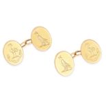 A PAIR OF ANTIQUE CUFFLINKS in 18ct yellow gold, each comprising two oval faces with engraved