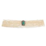 AN ANTIQUE PEARL, EMERALD AND DIAMOND CHOKER NECKLACE in yellow gold and silver, formed of ten