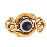 AN ANTIQUE BANDED AGATE MOURNING BROOCH, 19TH CENTURY in high carat yellow gold, set with a