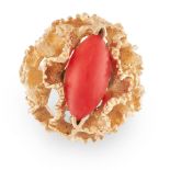 A VINTAGE CORAL DRESS RING in 18ct yellow gold, in modernist design, set with a cabochon coral in