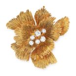 A VINTAGE DIAMOND BROOCH / PENDANT, CARTIER 1976 in 18ct yellow gold, designed as a flower with