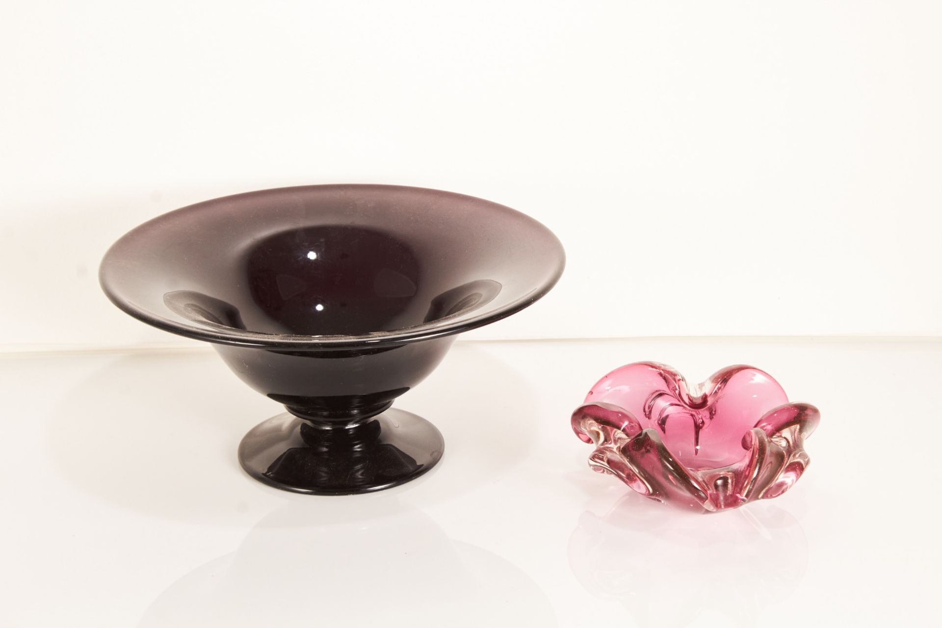 A late 20th century Italian Murano glass bowl circa 1980