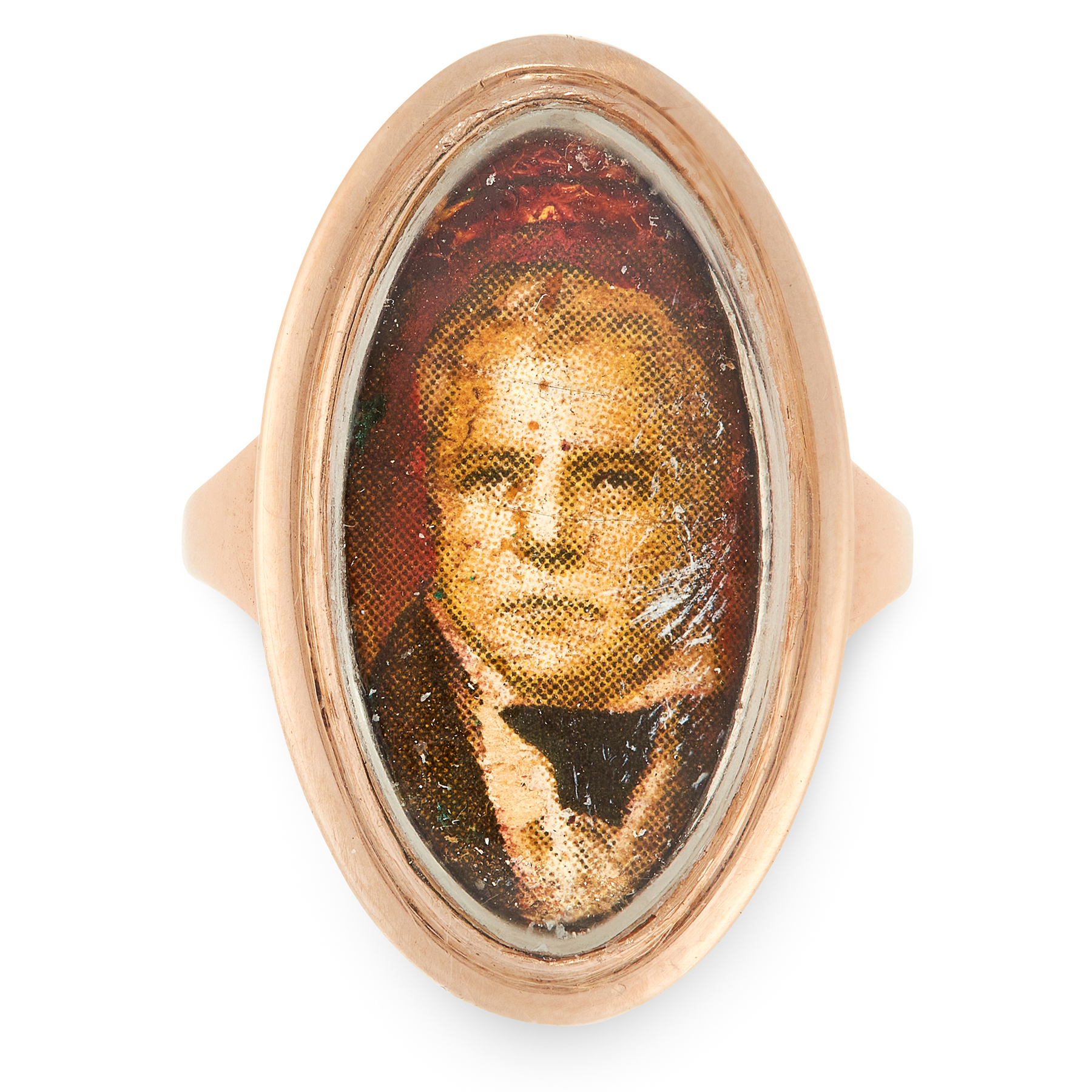 AN ANTIQUE WALTER SCOTT PORTRAIT MINIATURE MOURNING RING in yellow gold, the elongated face is set
