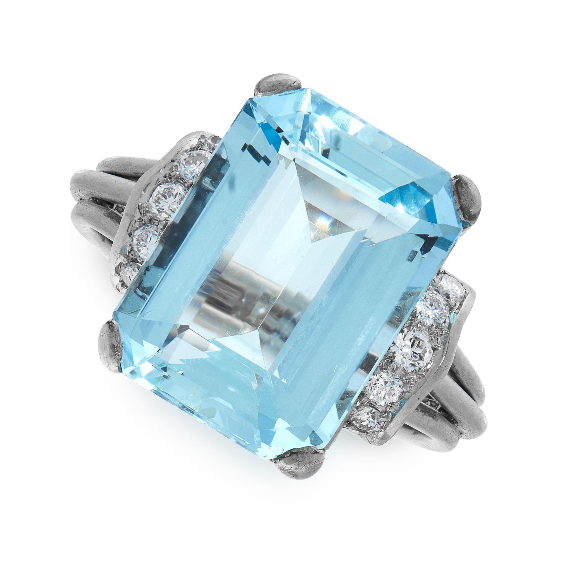 AN AQUAMARINE AND DIAMOND RING in 14ct white gold, set with an emerald cut aquamarine of 12.88