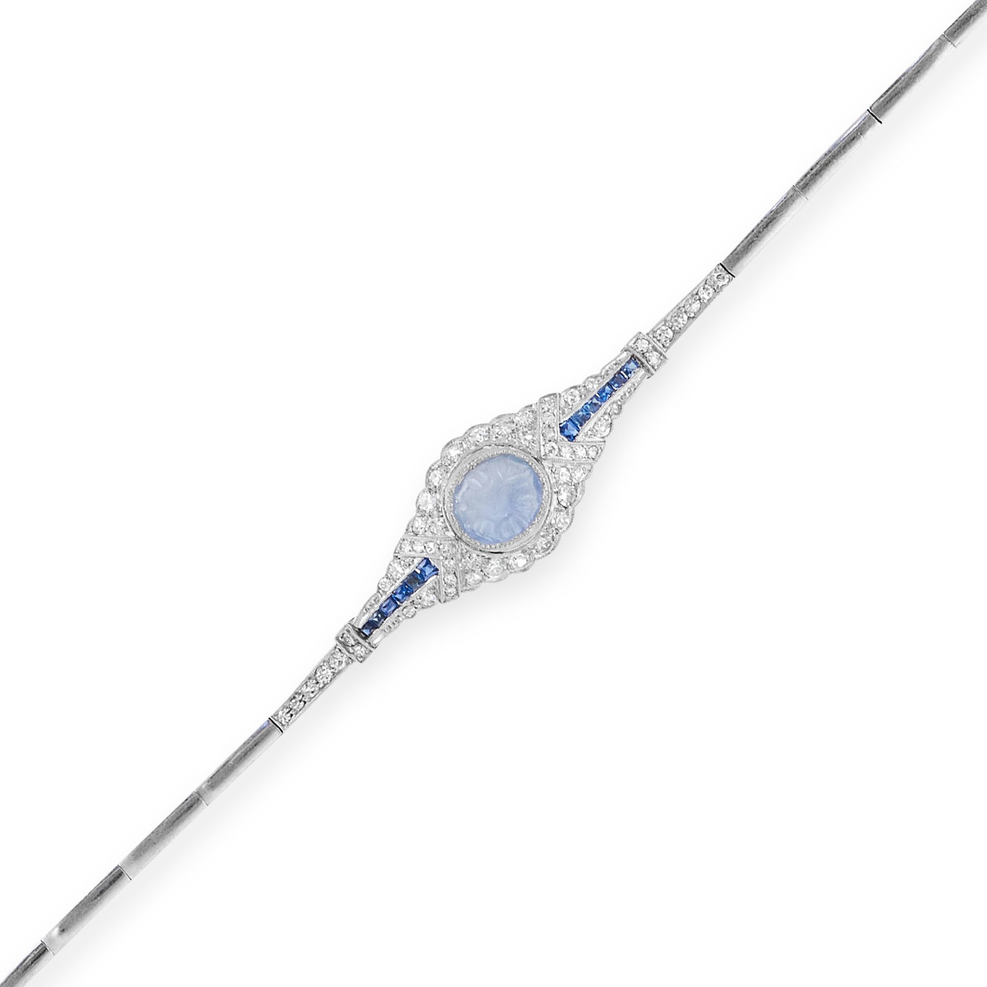 AN ART DECO SAPPHIRE AND DIAMOND BRACELET, EARLY 20TH CENTURY set with a central Mughal carved