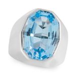 AN AQUAMARINE RING in 18ct white gold, set with a fancy cut aquamarine of approximately 16.9 carats,