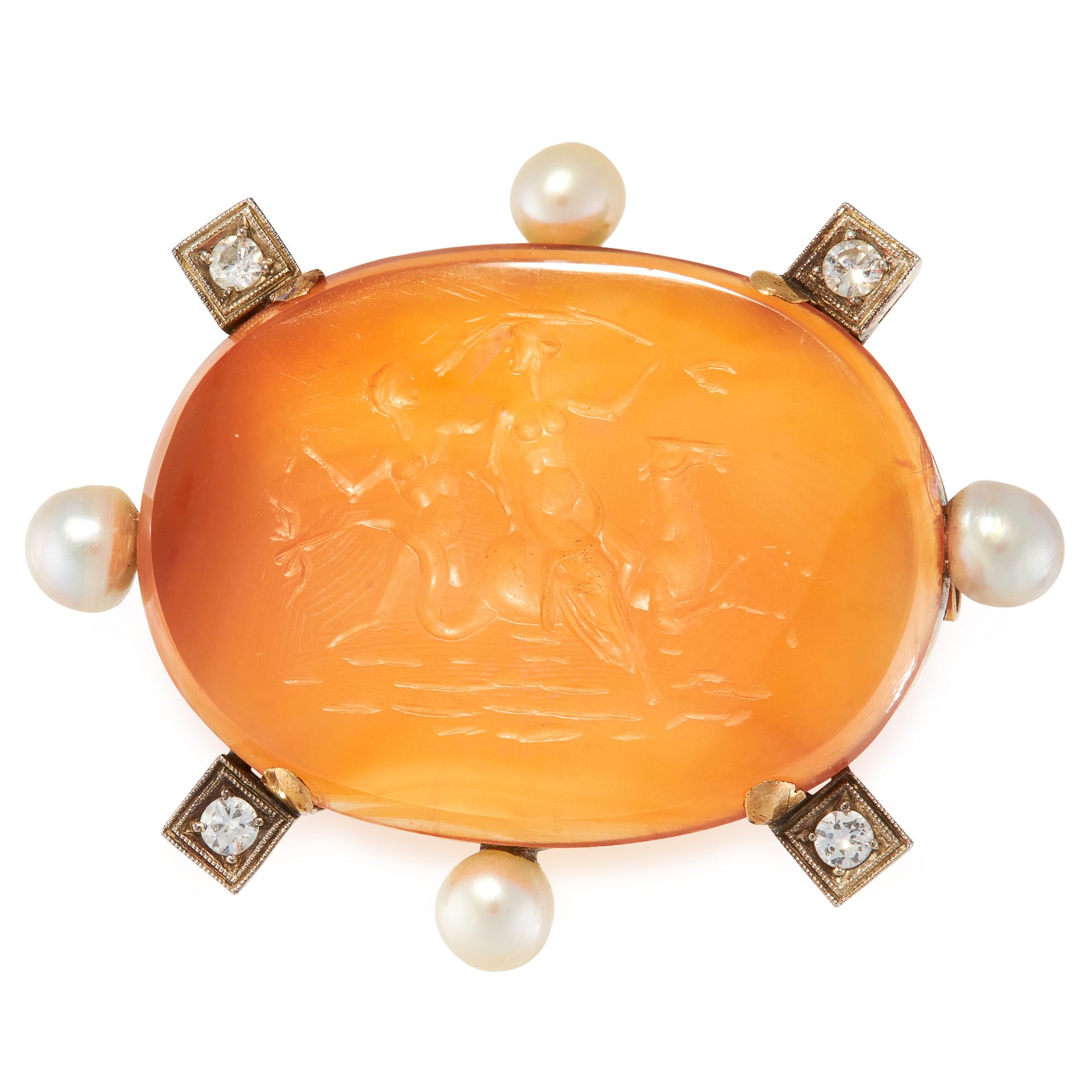 AN ANTIQUE PEARL, DIAMOND AND CARNELIAN INTAGLIO BROOCH in yellow gold, set with an oval shaped