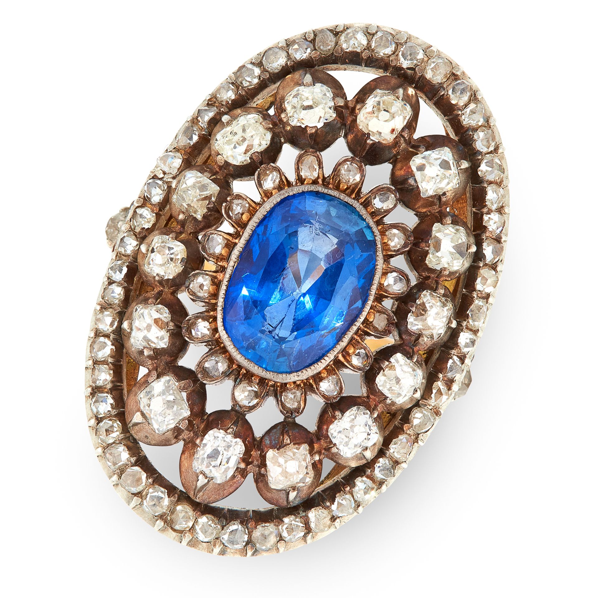 AN ANTIQUE CEYLON NO HEAT SAPPHIRE AND DIAMOND RING, 19TH CENTURY in yellow gold and silver, set