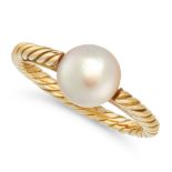 A NATURAL SALTWATER PEARL RING in 18ct yellow gold, set with a natural saltwater pearl of 7.8mm