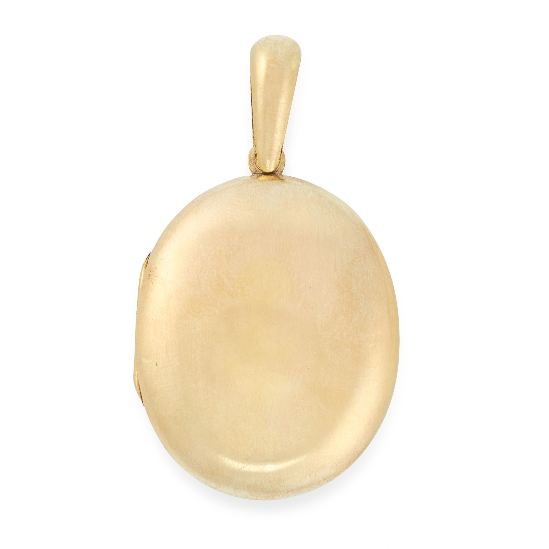 AN ANTIQUE HAIRWORK MOURNING LOCKET PENDANT, LATE 19TH CENTURY in yellow gold, the oval hinged