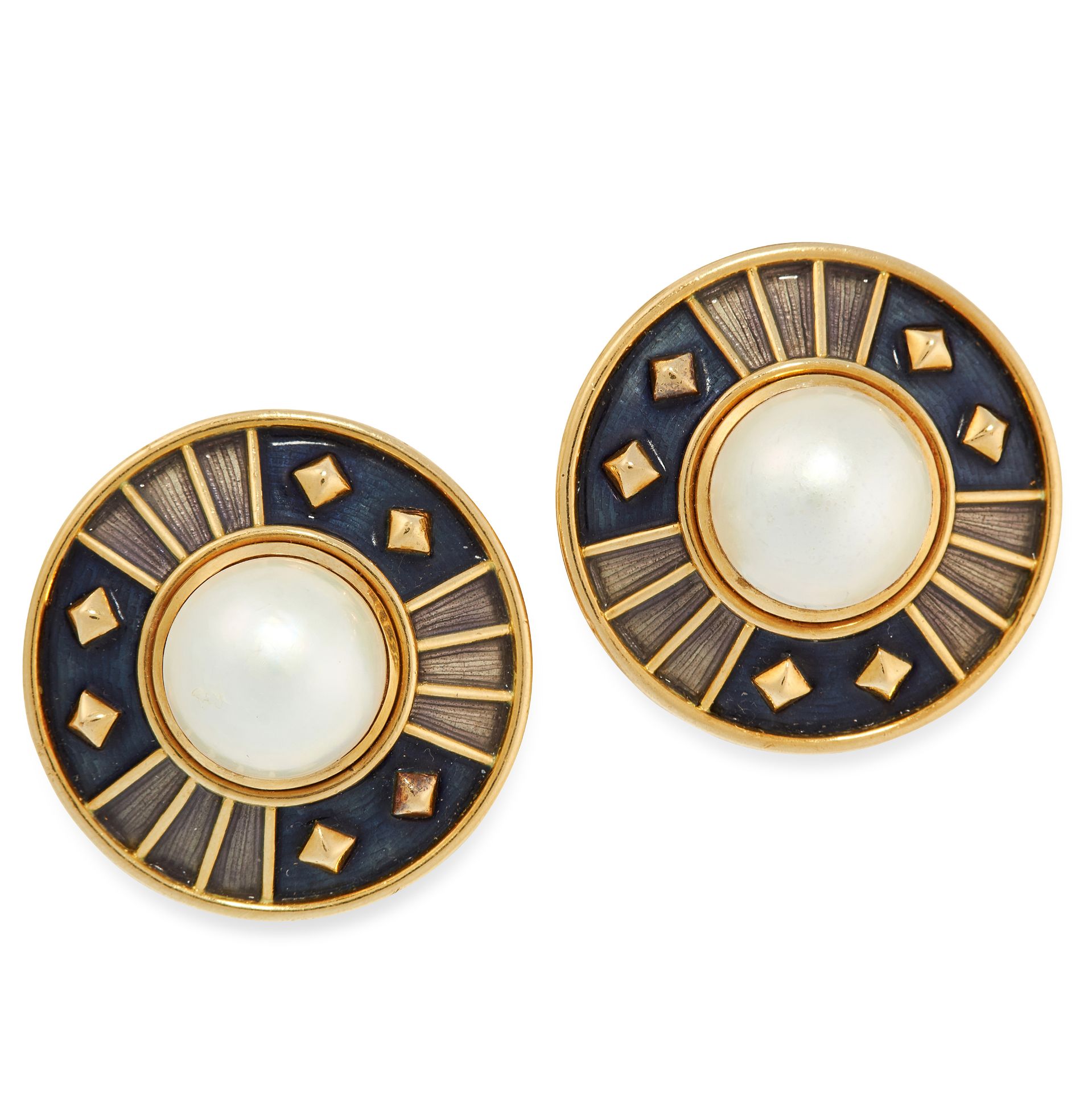 A PAIR OF PEARL AND ENAMEL CLIP EARRINGS, LEO DE VROOMEN 1990 in 18ct yellow gold, of circular