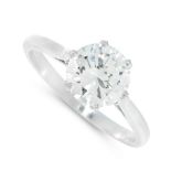 A SOLITAIRE DIAMOND ENGAGEMENT RING set with a round cut diamond of 1.57 carats, with tapering