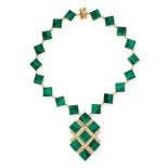 A MALACHITE AND DIAMOND NECKLACE in 18ct yellow gold, comprising of a chain formed of alternating