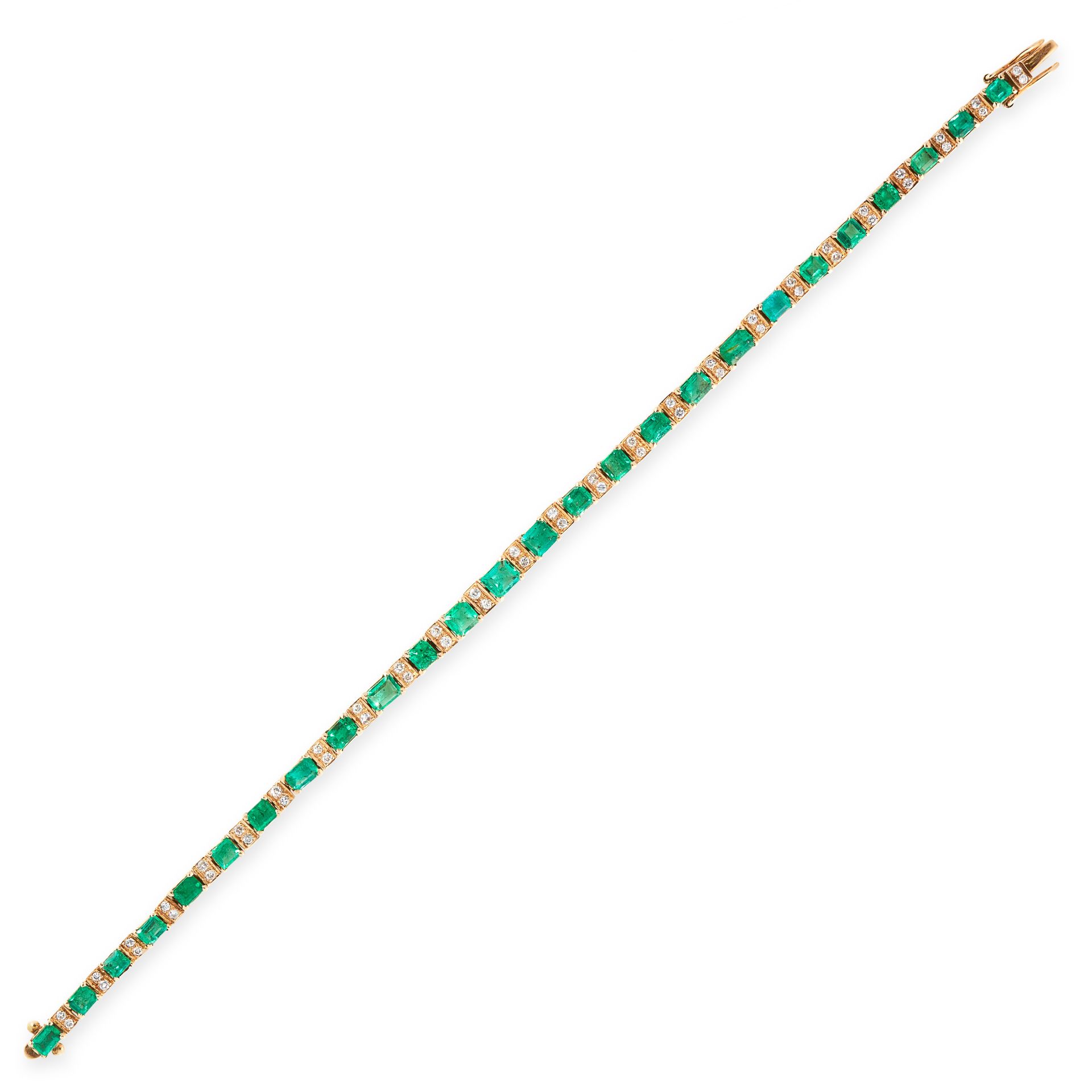 AN EMERALD AND DIAMOND BRACELET in 18ct yellow gold, comprising a single row of twenty six graduated