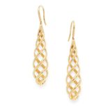 A VENEZIA PENDANT, CHAIN AND EARRINGS SUITE, TIFFANY & CO BY PALOMA PICASSO in 18ct yellow gold, the