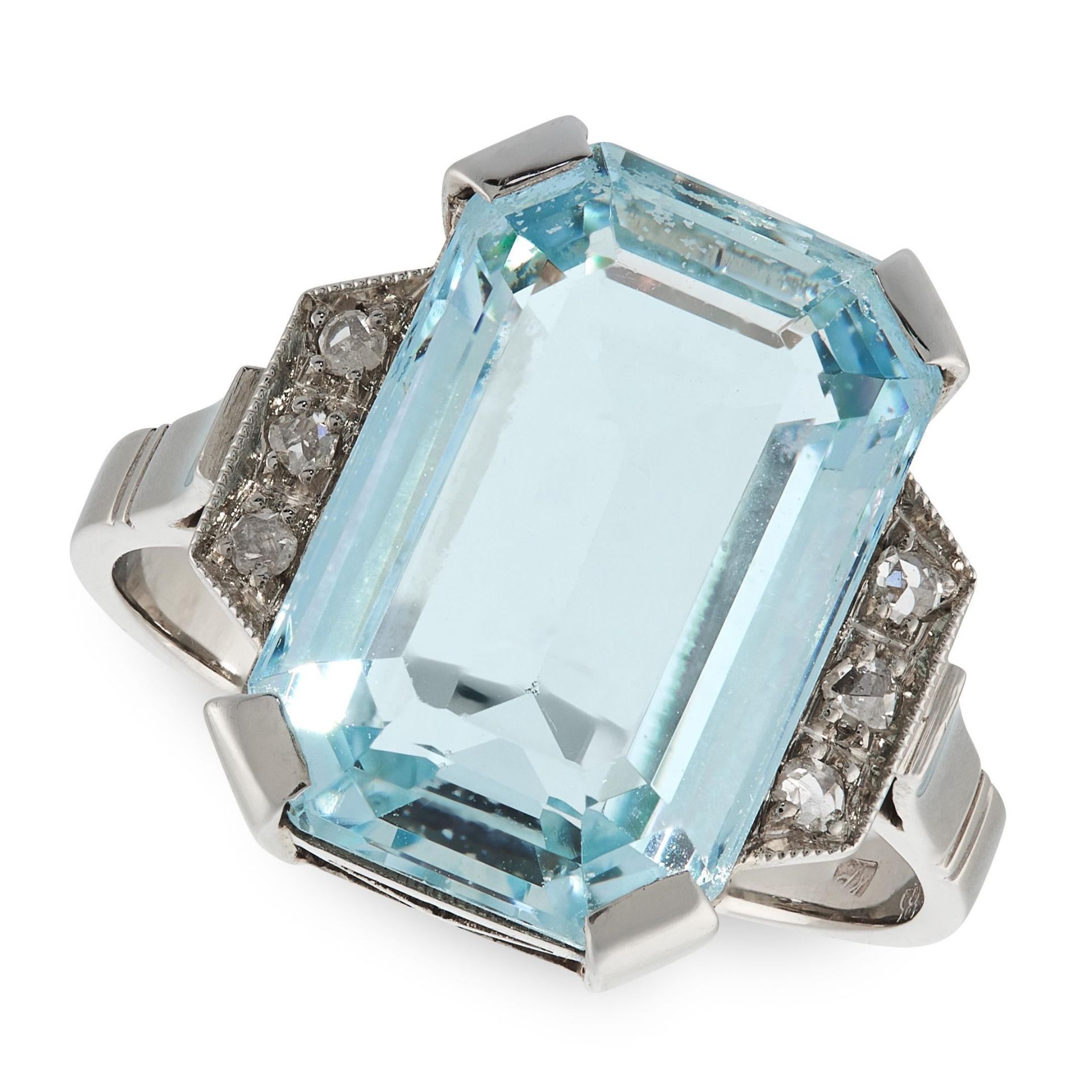 AN AQUAMARINE AND DIAMOND RING in white gold, set with an emerald cut aquamarine of 5.72 carats,