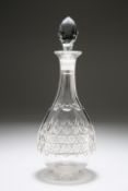 A CUT-GLASS DECANTER OF FLASK FORM, EARLY 20th CENTURY