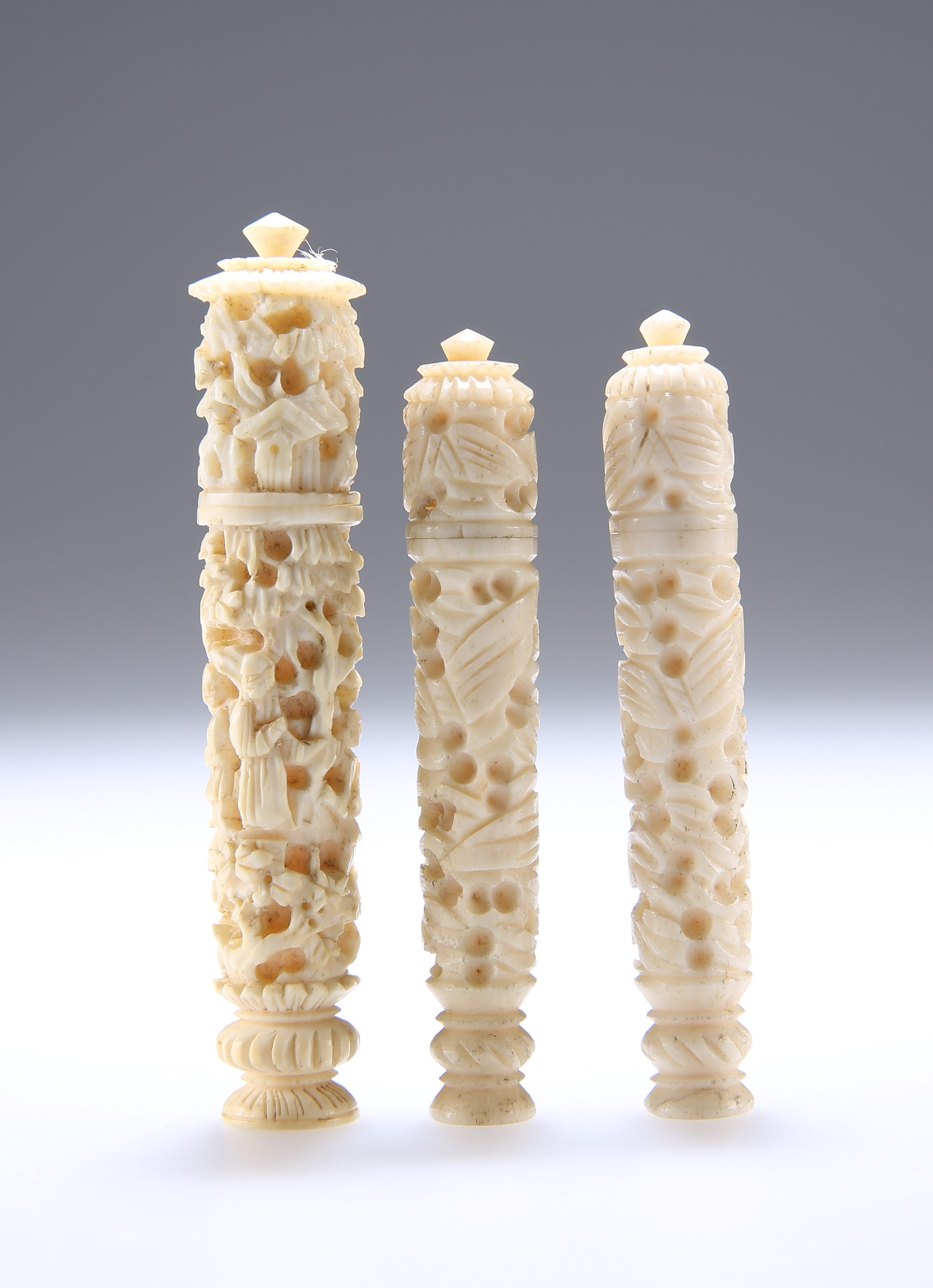 THREE 19TH CENTURY CHINESE IVORY NEEDLE CASES