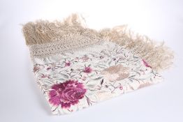 A LADY'S EMBROIDERED SILK EVENING SHAWL, EARLY 20th CENTURY