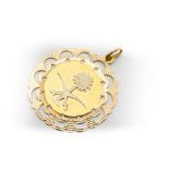 AN 18CT YELLOW GOLD PENDANT