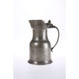 A LATE 18TH CENTURY PEWTER LIDDED FLAGON