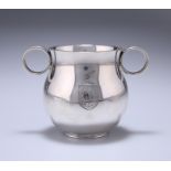 A MID-VICTORIAN SILVER TWIN-HANDLED CUP, RICHARDS & BROWN, LONDON 1869