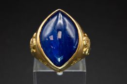 A BURMESE SAPPHIRE SET BISHOP'S RING