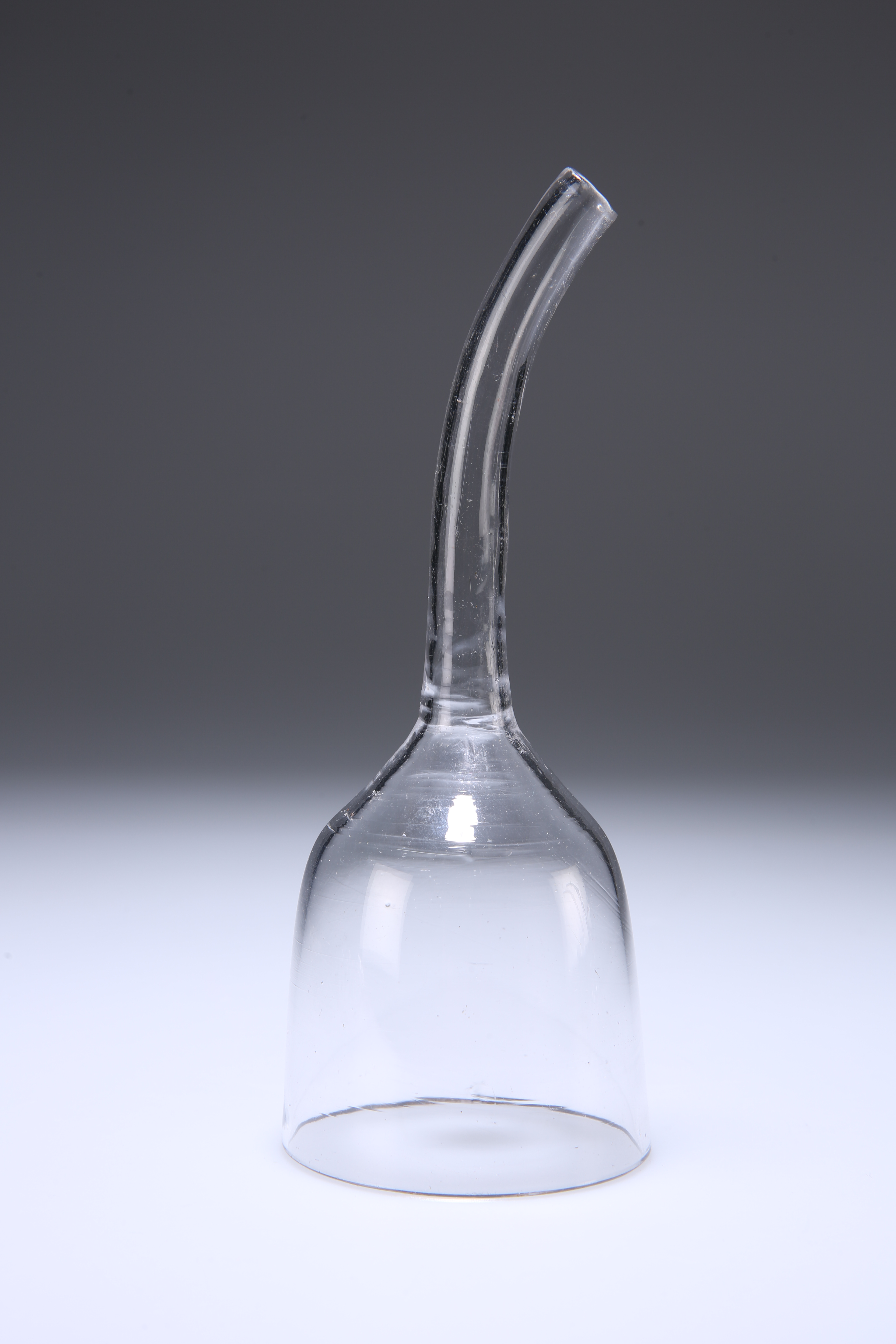 A RARE 18TH CENTURY GLASS WINE FUNNEL, with cranked spout