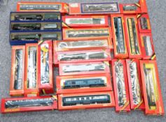 BOXED HORNBY O GAUGE TRAINS AND ROLLING STOCK,