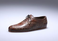 A COLD-PAINTED BRONZE MODEL OF A BROGUE, c. 1900