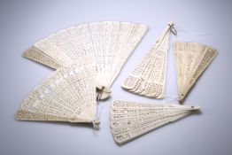 A GROUP OF FIVE CHINESE PIERCED BONE FANS, EARLY 20th CENTURY