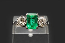 A COLOMBIAN EMERALD AND DIAMOND RING