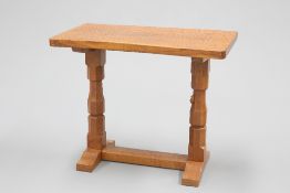 A MOUSEMAN OAK HALL (OR EXTENSION) TABLE, CIRCA 1960'S